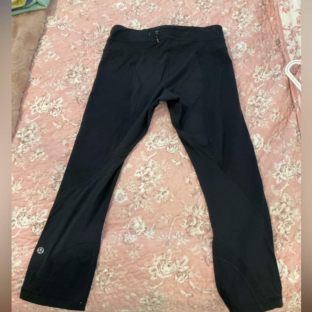 lululemon athletica Capri Black Leggings Streamlined Fit